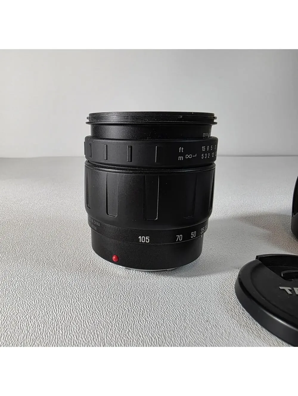 Tamron 28-105mm f4-5.6 AF [IF] Zoom Lens w Lens Hood and Cap Tested Minolta